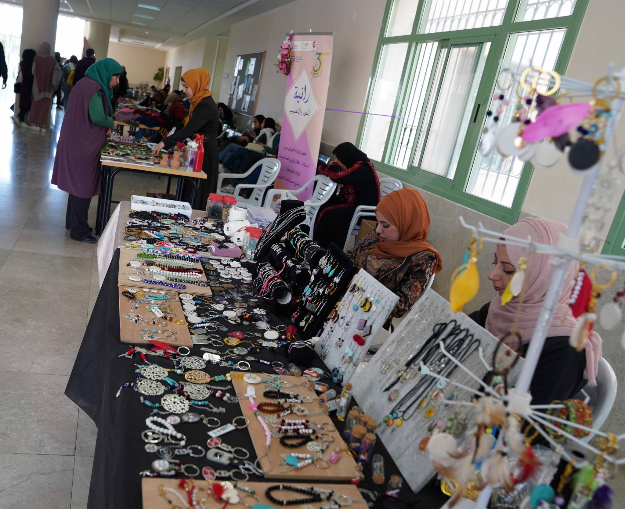 AAUP Organizes a Fair for its Students’ Projects