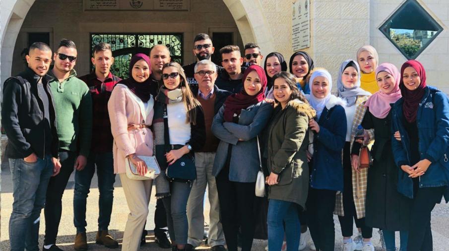 The Faculty of Administrative and Financial Sciences Students Went in a Scientific Field Trip to Hebron