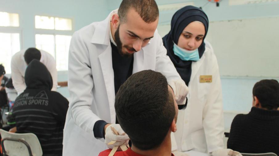 AAUP Concludes Dental Series Visits for High-School Students in Northern West Bank